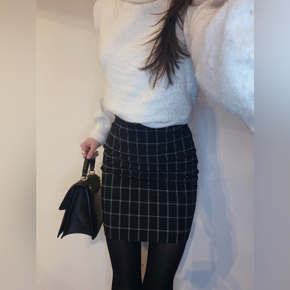 Dynamite black and white skirt - Picture 2 of 3